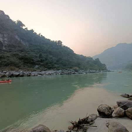 Chandra Palace Rishikesh Exterior photo